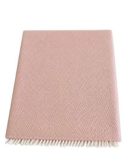 The Lyndon Company. Arcadia Throw Colour Rose 130x170cm