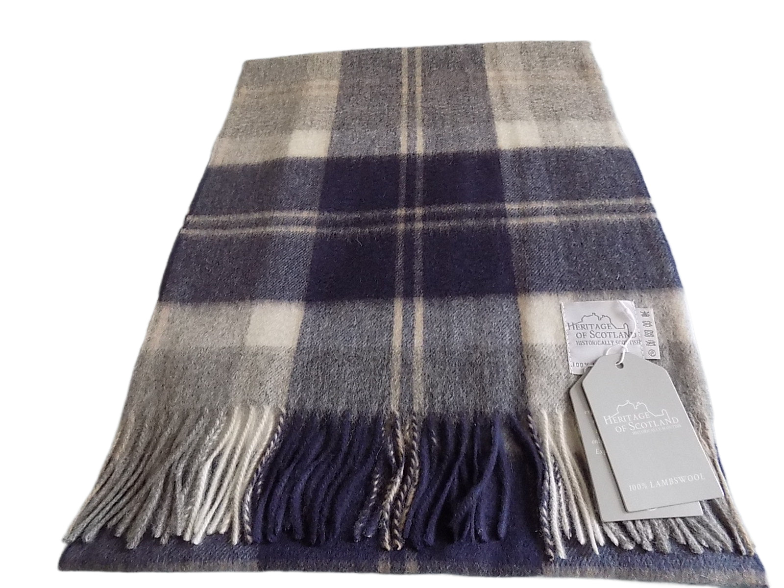 Hertiage of Scotland 100% Lambswool Wide Scarf Bannockbane Silver